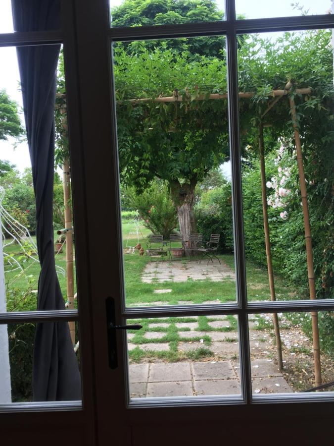 Bed and Breakfast DameChouette Pujols  Exterior foto