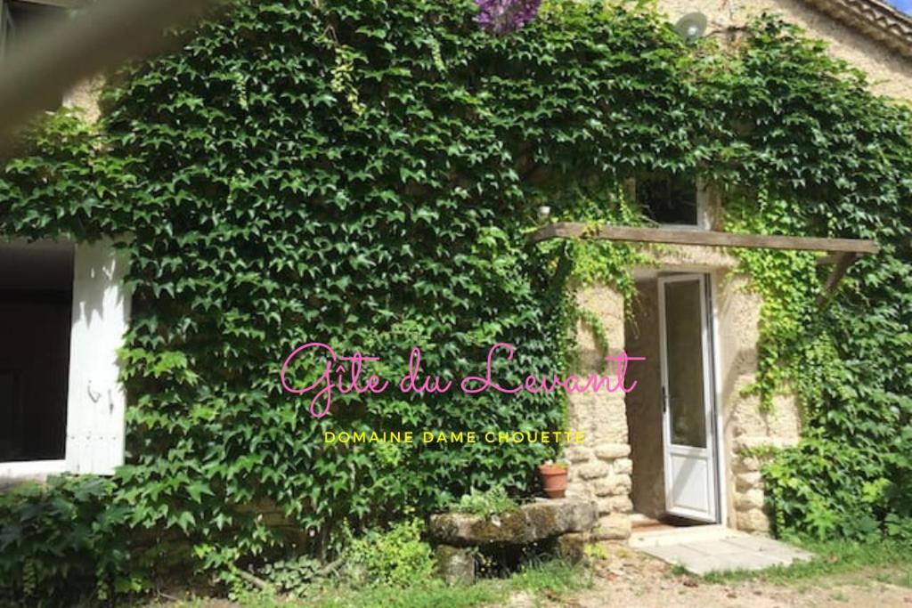 Bed and Breakfast DameChouette Pujols  Exterior foto